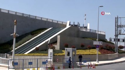 - Çamlıca Camii korona virüs tedbirleri kapsamında bu cuma da kapalı