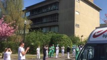 Anderlecht - Action de soutien au personnel soignant de la part du personnel postier à l’Hôpital Bracops (Vidéo Germani)