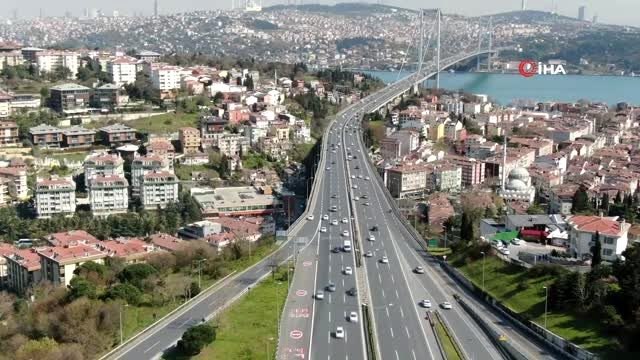 Cuma trafiğine korona etkisi...15 Temmuz Şehitler Köprüsündeki trafik yoğunluğu yüzde 11'e kadar...