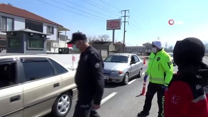 Fabrika yöneticileri uygulama noktasında polislere sürpriz yaptı