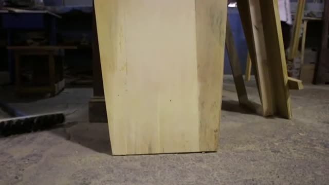 Los presos ecuatorianos empiezan a fabricar ataúdes