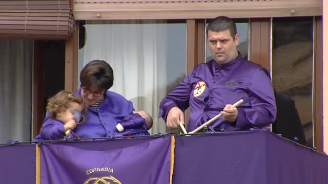 La tamborrada de Calanda desde los balcones