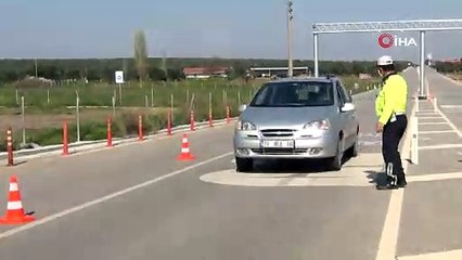 Polis, Ayvalık'a giriş çıkışa izin vermiyor