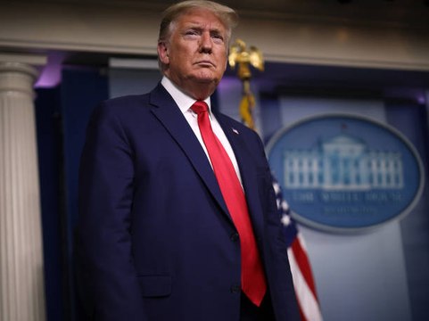 Trump Calls for Payroll Tax Cuts Due to Coronavirus