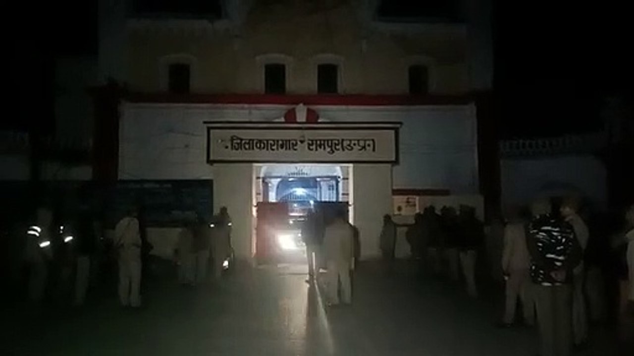 रामपुर से सीतापुर जेल भेजे गए आजम खान