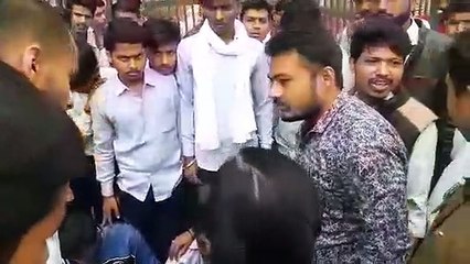 Students lock the college gate
