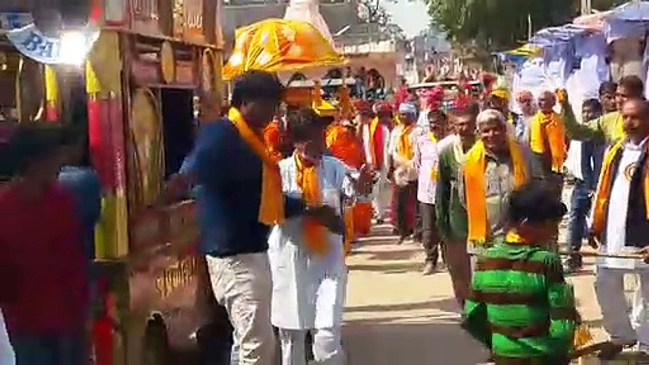 ध्वजारोहण के साथ ही घुश्मेश्वर मेले का हुआ आगाज