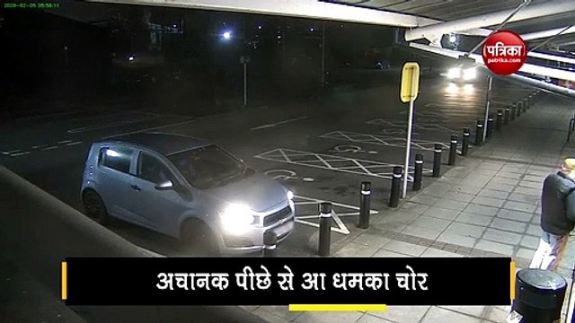 senior citizen fights with thief