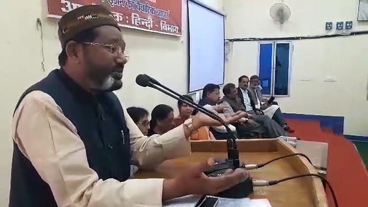 The guests told the importance of poetry creation in poetry seminar