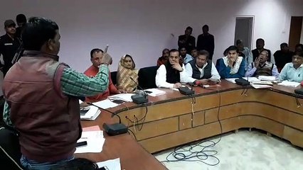 बोर्ड बैठक में हंगामे के बाद 90 करोड़ का बजट पास