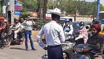 If I cut the challan, I will take my clothes off and sleep on the road