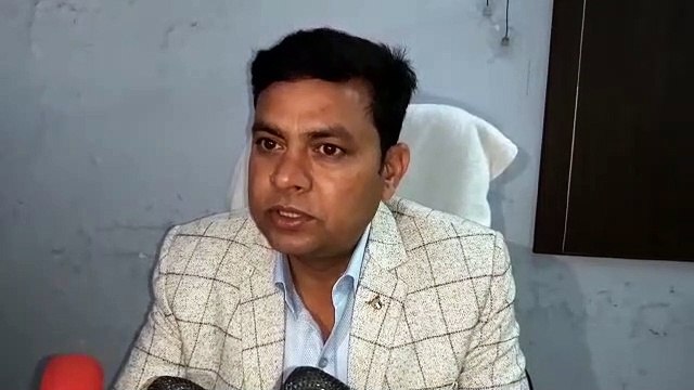 बुलंदशहर में होटल में छापेमारी कर खाद्य विभाग की टीम ने नष्ट की कोल्ड ड्रिंक