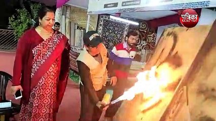 14 देशों की कलाकारों ने प्रदर्शित की कलाकृतिया