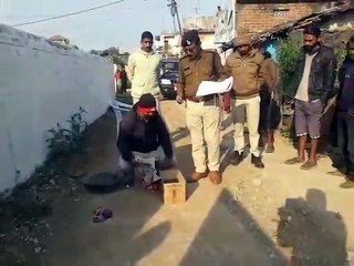 चौराहे पर मिला नवजात का भ्रूण