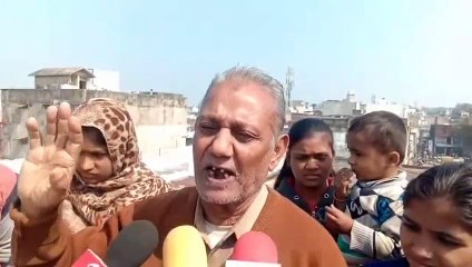 Landlord's arbitration in breaking the building in katni