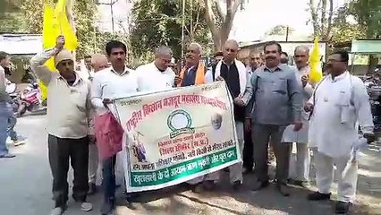 खेती लाभ का धंधा बनने के बजाय हो गई घाटे का सौदा