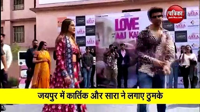 ekta kapoor son with mama tusshar