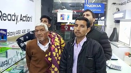 बुजुर्ग को पहले बातों मे उलझाया फिर दिया लूट को अंजाम