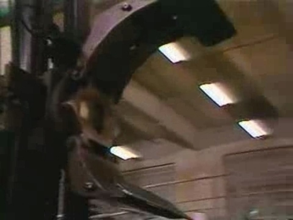 Chateau Vallon - Générique début série 1985