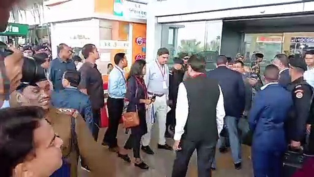 केंद्रीय गृह मंत्री अमित शाह पहुंचे रायपुर, कुछ...