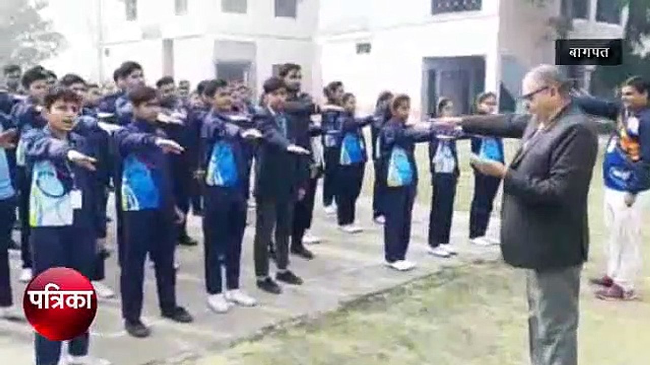 Video: स्‍कूलों बच्‍चों ने ली गांव को साफ करने की शपथ, कहा- दूसरों को भी करेंगे जागरूक