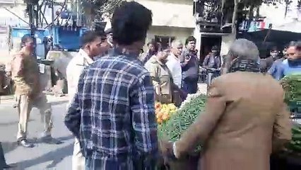 अजमेर की सडक़ों पर कुछ इस अंदाज में दिखी पुलिस