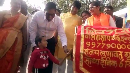 खजराना गणेश को चढ़ाए सवा लाख लड्डू, स्वर्ण आभूषणों से शृंगार, निकलेगी शाही सवारी