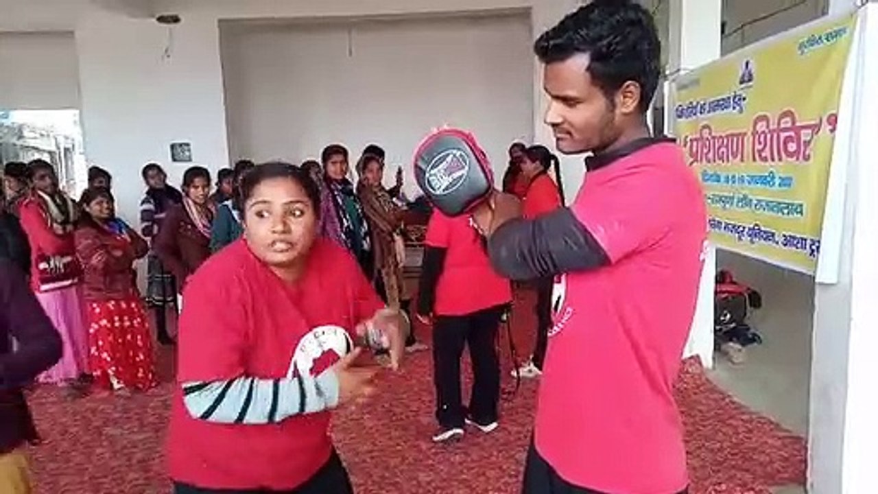 Varanasi Daughters learning boxing tricks