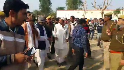यहां मतदान के दौरान दो पक्षों में हुआ विवाद