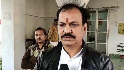 मिर्जापुर में विन्ध्य कारीडोर को लेकर स्थानीय लोगों ने प्रशासन से मुलाकात की