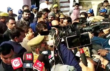 Priyanka in varanasi