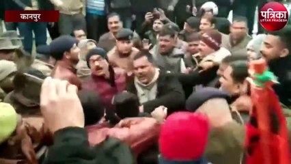 मजदूर-कर्मचारियों के खिलाफ बीजेपी सरकार, ट्रैक पर लेटकर रोक दी स्वर्ण शताब्दी ट्रेन