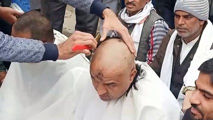 के विरोध में सड़क पर उतरे समाजवादी पार्टी