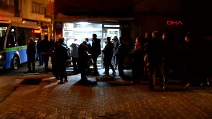 Tekirdağ'da vatandaşlar fırın ve bakkallara akın etti