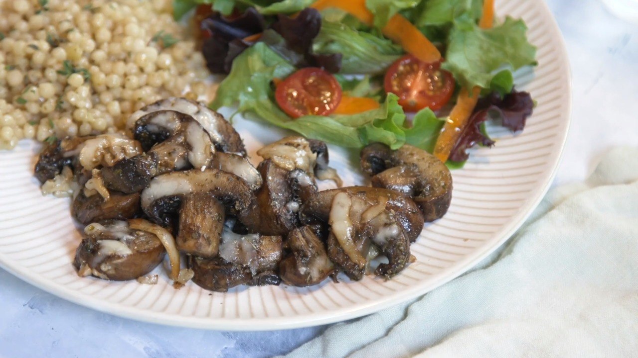 How to Make Balsamic-Roasted Mushrooms with Par...