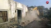 VIDEO: प्रशासन ने हटाया अतिक्रमण, पक्के निर्माण तोड़े