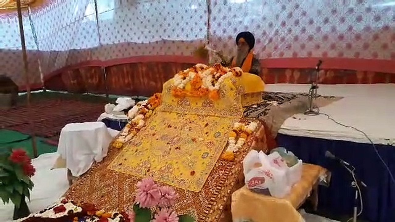 गुरुग्रंथ की गूंजी वाणी, अरदास की होड़
