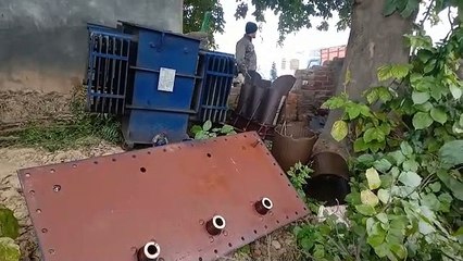 चोरों ने सरकारी संपत्ति को बनाया निशाना