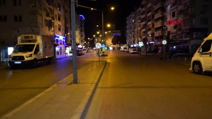 İzmir'de sokağa çıkma yasağını duyanlar büfe ve fırınlara koştu