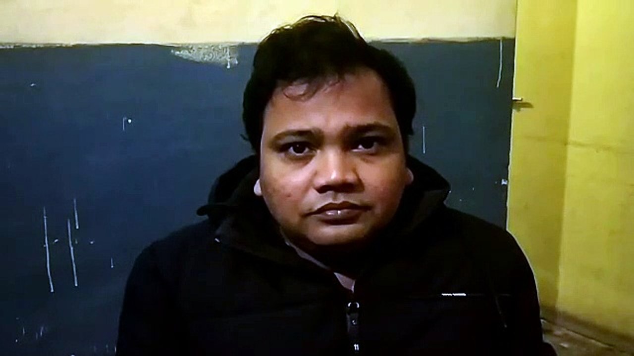 ट्रक कंटेनर से पिकअप की टक्करी में परखच्चे उड़े एक की मौत