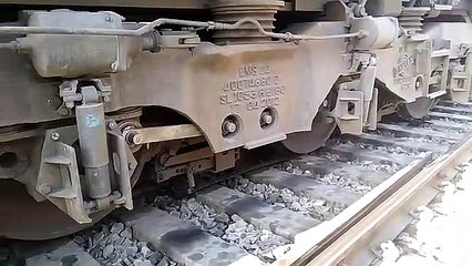 Train Accident : यात्री ट्रेन इंजन का पहिया पटरी से उतरा, मची अफरा-तफरी