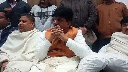 हिंसा में मरे युवकों के परिवार से नहीं मिले