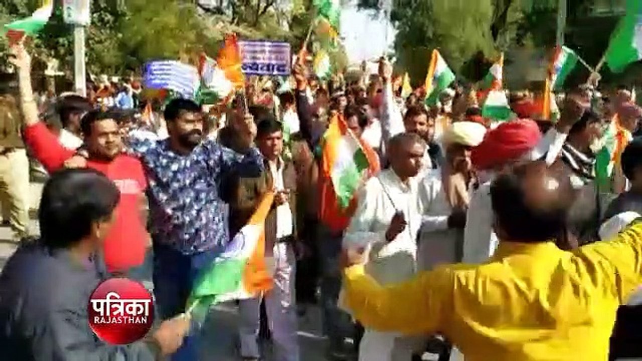 सीएए व एनआरसी के समर्थन में निकाला पैदल मार्च