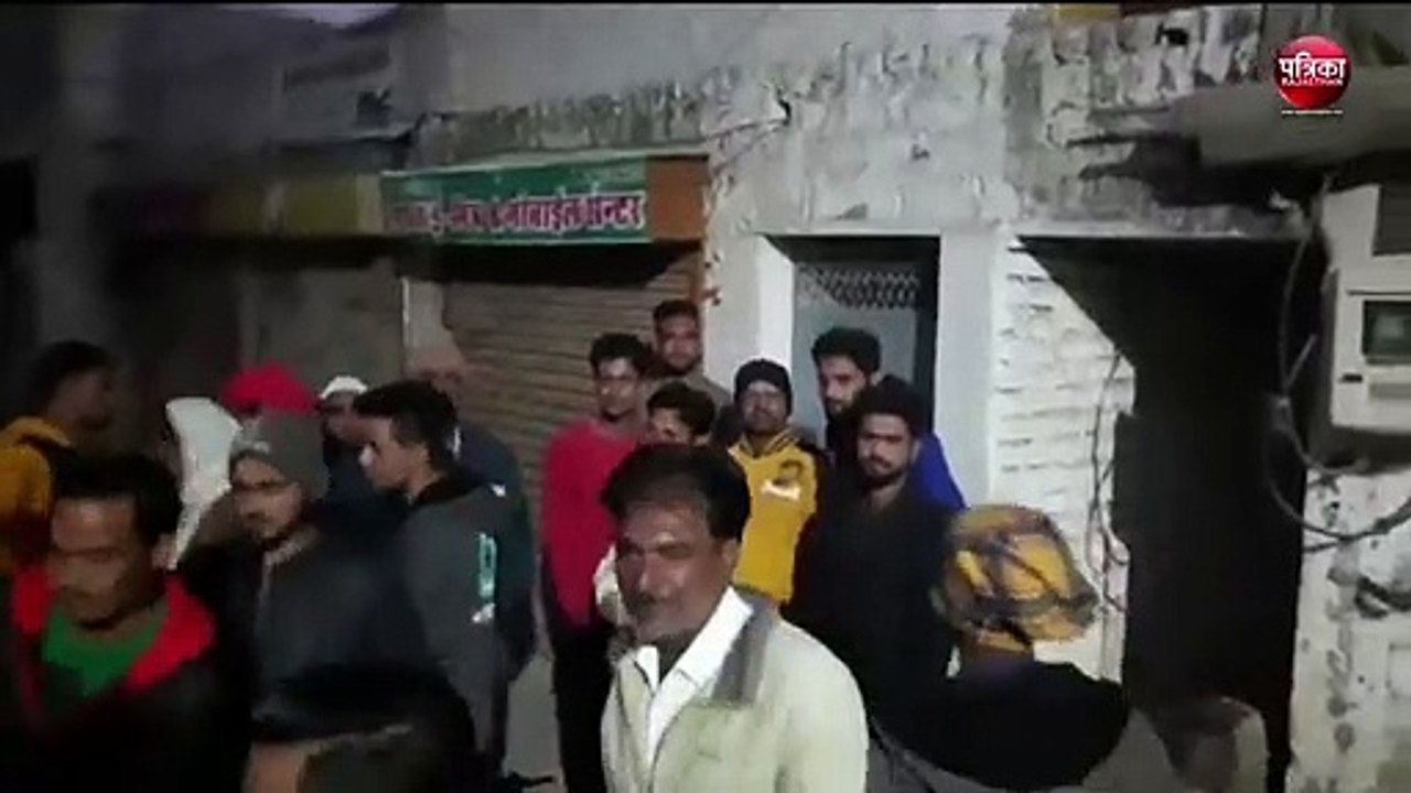 राजस्थान: पतंग लूटते समय करंट की चपेट में आने स...