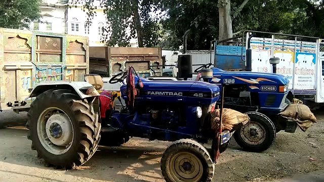 VIDEO : बजरी माफियाओं पर पुलिस की कार्रवाई, 17 मोबाइल और वाहन जब्त किए