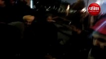 वीडियो: प्रदर्शनकारियों को लेकर सिख बोले- खोल दो गुरुद्वारे के दरवाजे, किया लंगर का आयोजन