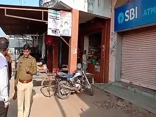 Came from luxury car, gas cutter cut ATM, saved 34 lakh rupees from being awake