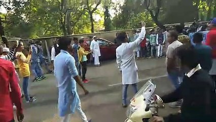 नागरिक संशोधन बिल के विरोध में सड़क पर उतरा मुस्लिम समाज