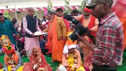 Download Video: mass marriage of 25 pairs