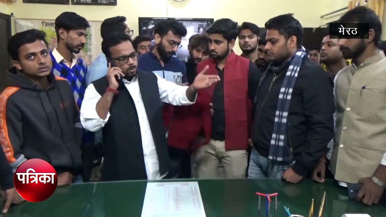 अपनी ही सरकार के खिलाफ खोला एबीवीपी ने मोर्चा